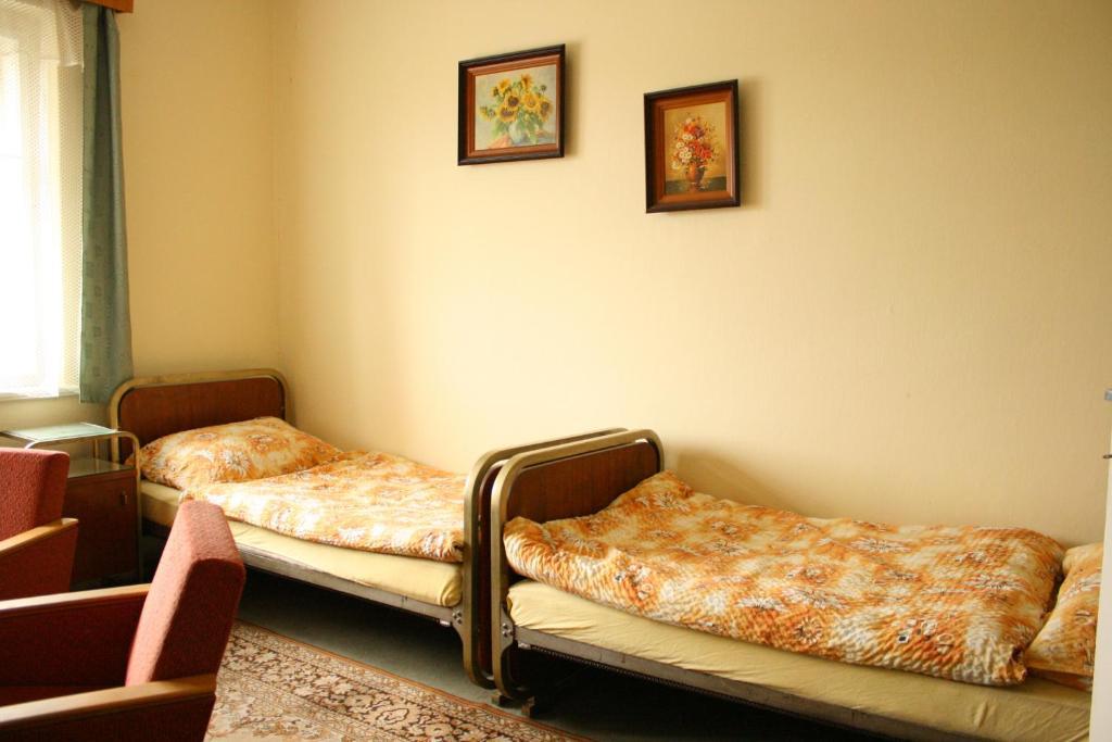 Bungalovy A Ubytovani Ratiborice- Zlic Česká Skalice Szoba fotó